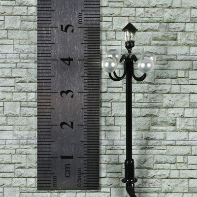 China HO Straßen-vorbildlicher Laternenpfahl T51 6V 5cm für Zug-Plan-Beleuchtung fournisseur
