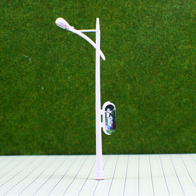 China Anschlagtafel-Straßen-Plastikminiaturmodellbau-Laternenpfahl RC100 6V für Zug-Plan 10cm fournisseur