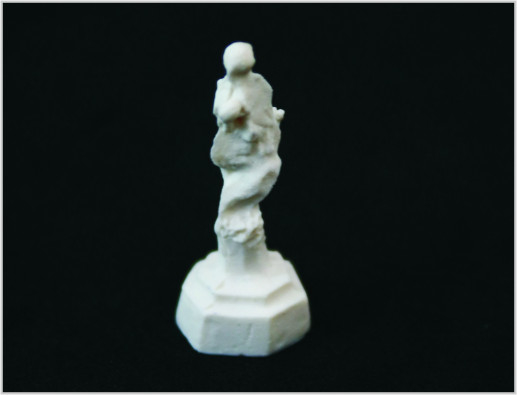 China Stufen Sie Tischplattenmodellbau-starke Frau B18-06 OO der skulptur-3D ein fournisseur