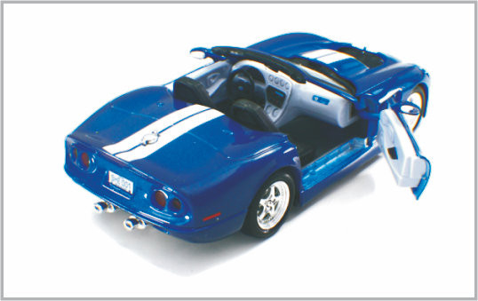 China Druckgegossene Legierungs-blaue kundenspezifische Modellbau-Autos Shelby-Minireihe 1999 1 als Geschenk fournisseur