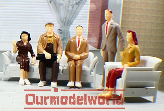 7.0cm Miniaturinnenvölker-weibliches Modell stellt kundenspezifische Verpackung Soem-ODM dar fournisseur