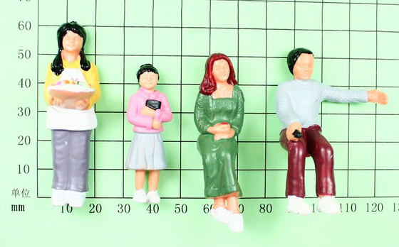 Rote/Schwarz-Architekturmodellbau-Leute modellieren Leute-Zahlen fournisseur