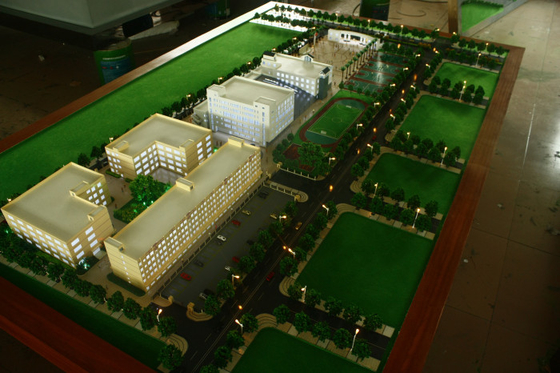 3D Schulgebäude-architektonischer vorbildlicher Miniaturhersteller, Beleuchtungs-Schulplan-Modellbauten fournisseur