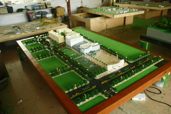 3D Schulgebäude-architektonischer vorbildlicher Miniaturhersteller, Beleuchtungs-Schulplan-Modellbauten fournisseur