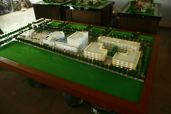 3D Schulgebäude-architektonischer vorbildlicher Miniaturhersteller, Beleuchtungs-Schulplan-Modellbauten fournisseur