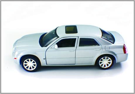 1:24 Legierung sterben Form-intelligente kundenspezifische Skala-vorbildliche Autos Chrysler 300C fournisseur
