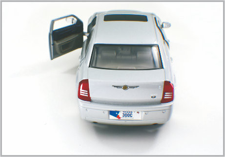 1/24 goss Legierungs-weiße kundenspezifische Modellbau-Autos als nach Hause Decoratio u. Sammlung druck fournisseur