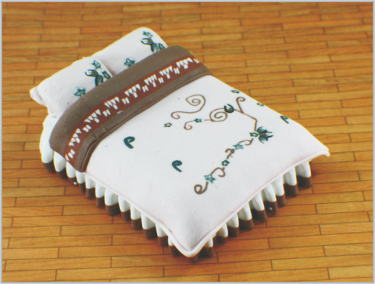CH1011 01:20 / 01:25 / 01:30 / 01:50 / 75 / Custom Architektur Modell Möbel Keramik Bett von 1:100 fournisseur
